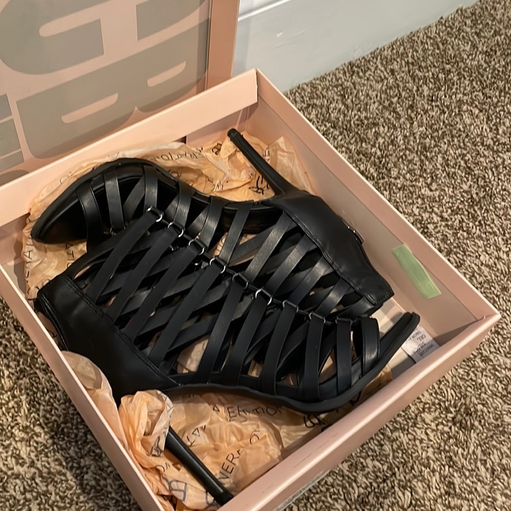 Black party heels